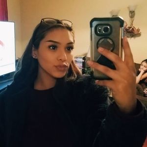 Meet your Posher, Araceli